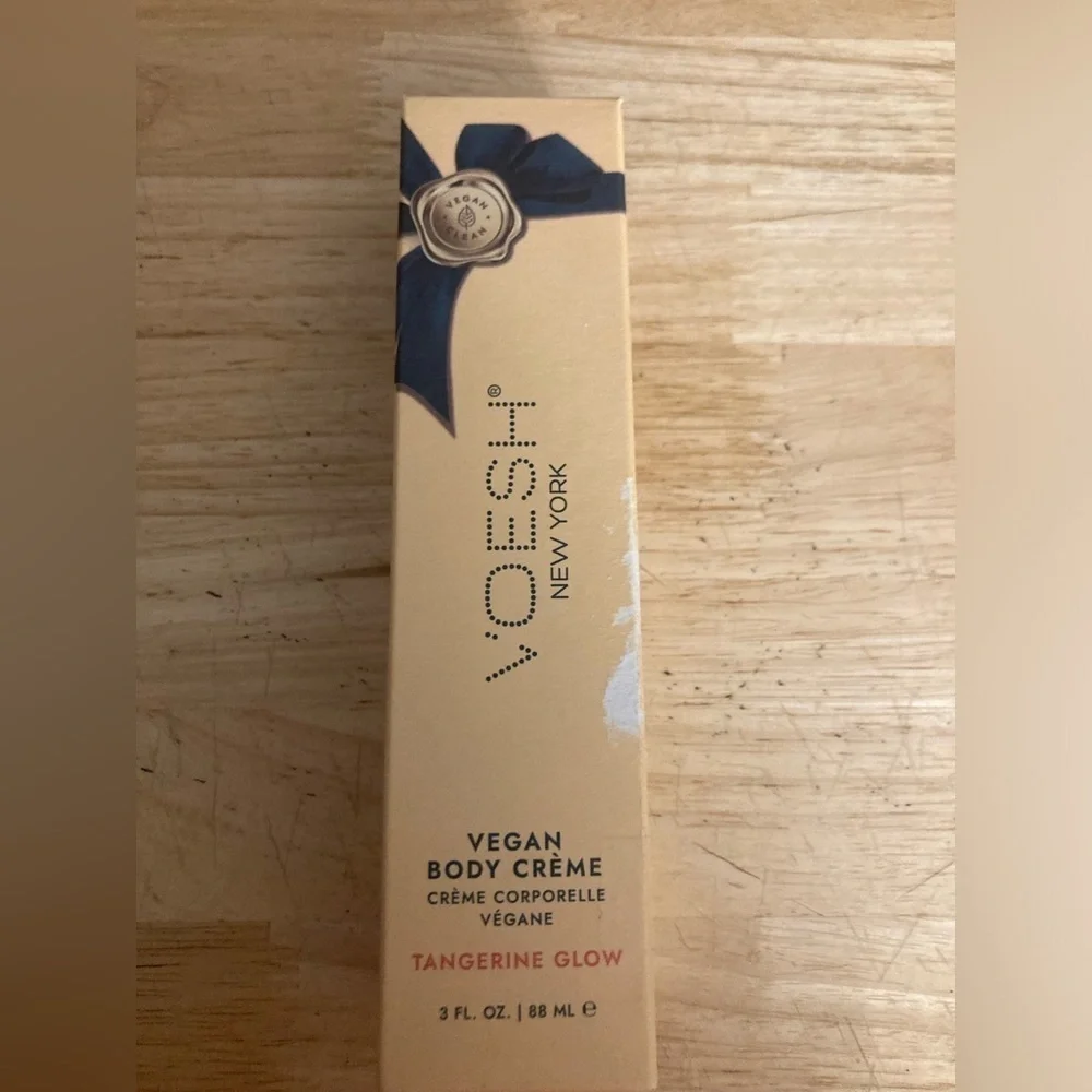 Voesh New York vegan body cream, Tangerine Glow scent in 3 fl ox size. Brand new